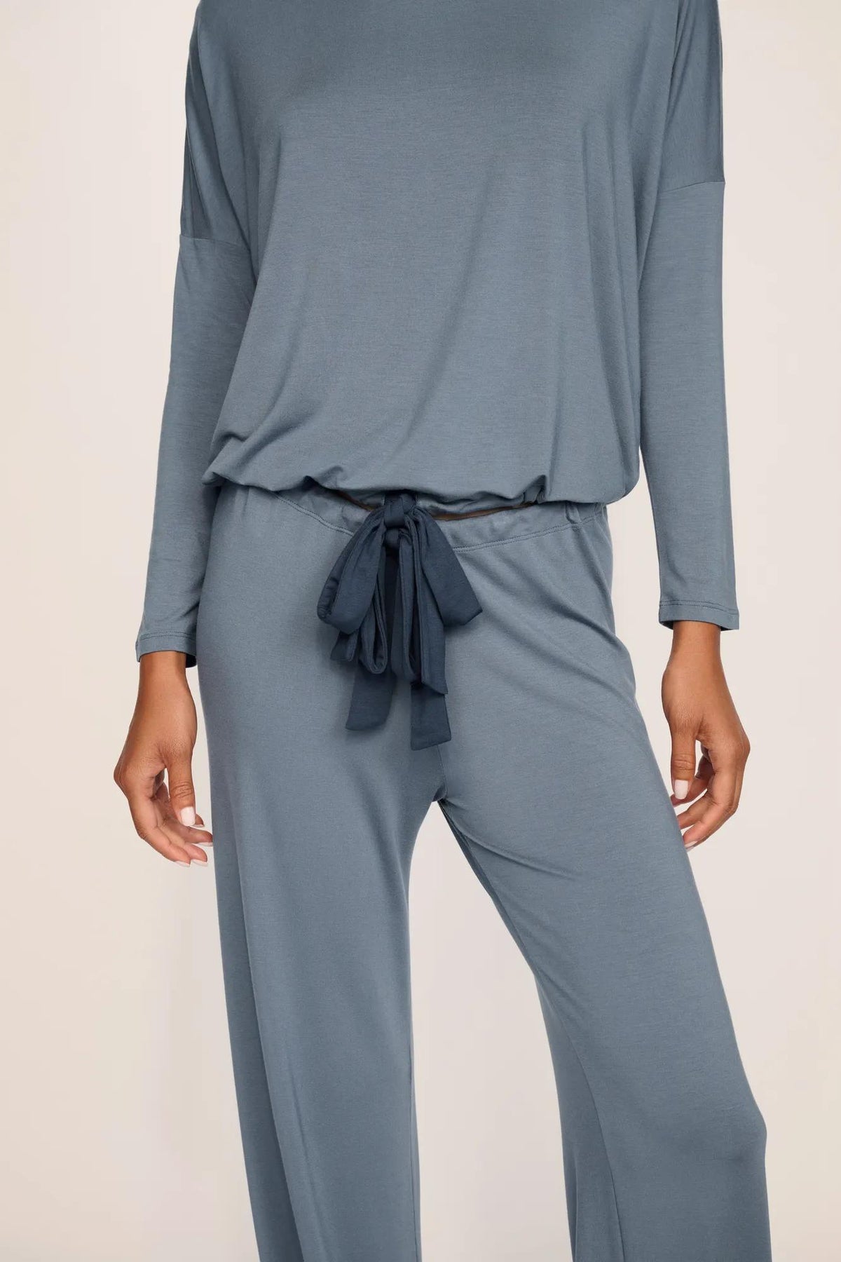 Model is wearing Gisele TENCEL™ Modal Slouchy PJ Set in Moonlight Blue/Navy