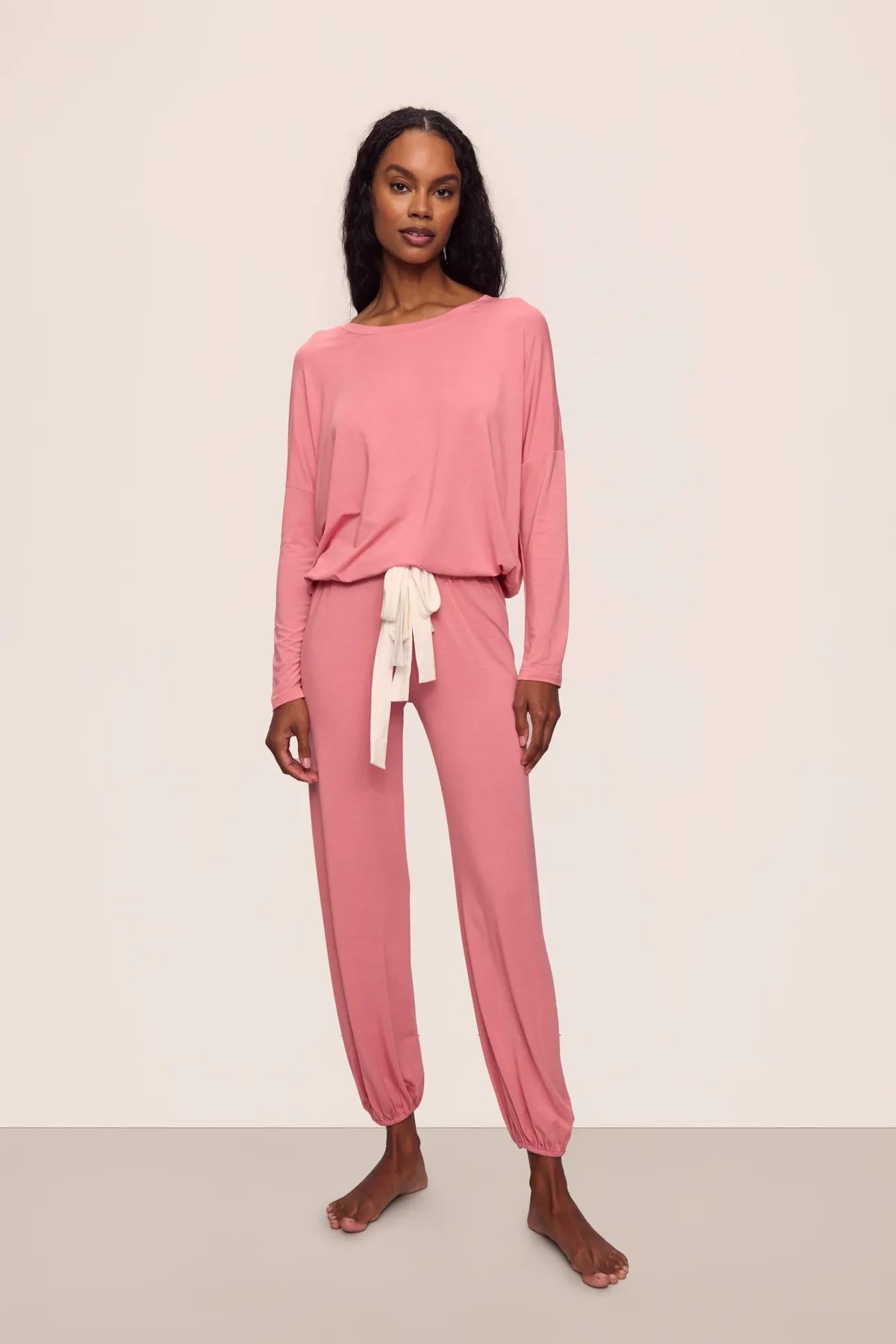 Model is wearing Gisele TENCEL™ Modal Slouchy PJ Set in  Sunkissed Coral/Ivory