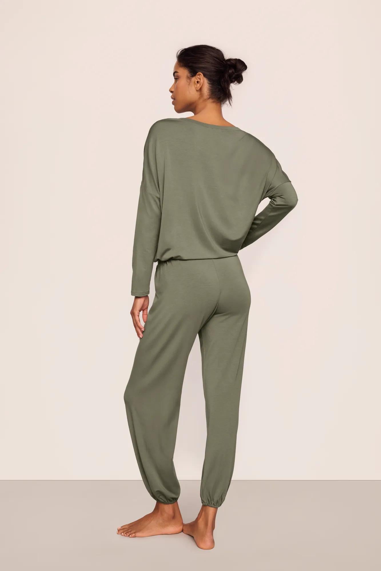 Model is wearing Gisele TENCEL™ Modal Slouchy PJ Set  in Smokey Olive/Ivory