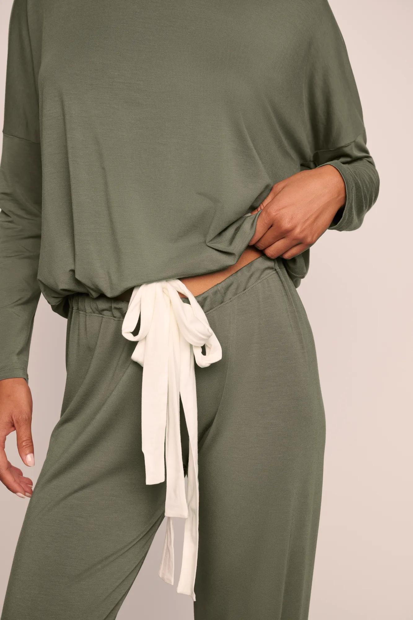 Model is wearing Gisele TENCEL™ Modal Slouchy PJ Set  in Smokey Olive/Ivory