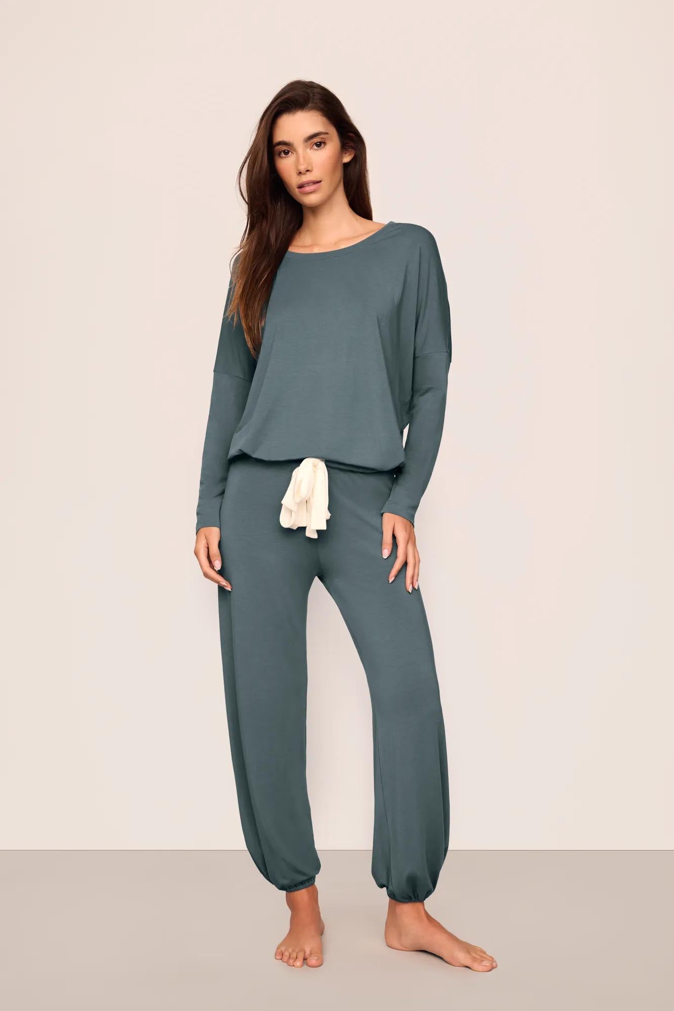 Model is wearing Gisele TENCEL™ Modal Slouchy PJ Set  in  Stone Blue/Ivory