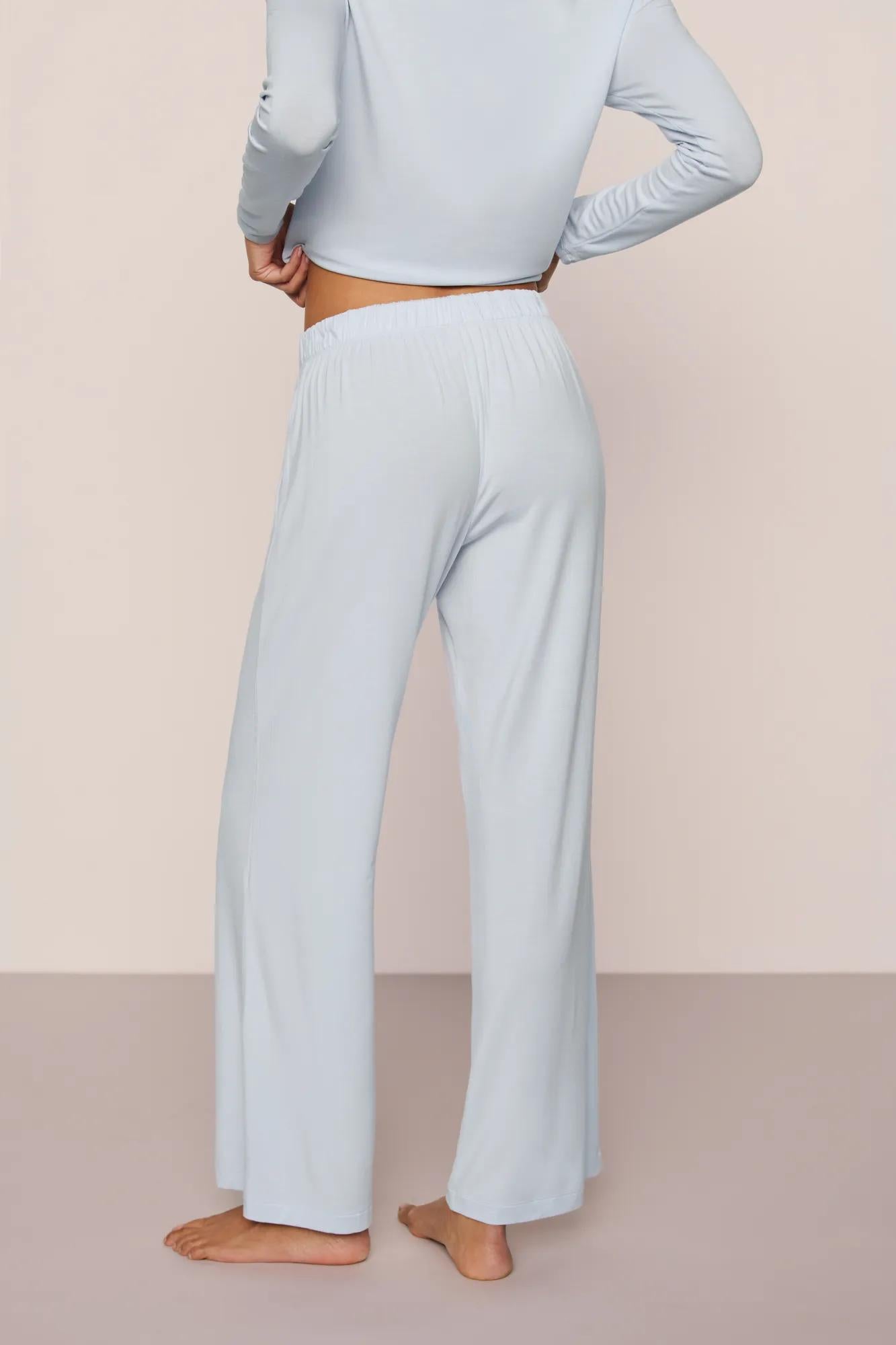 Model is wearing Gisele TENCEL™ Modal Everyday Straight Leg Pant  in Ice Blue