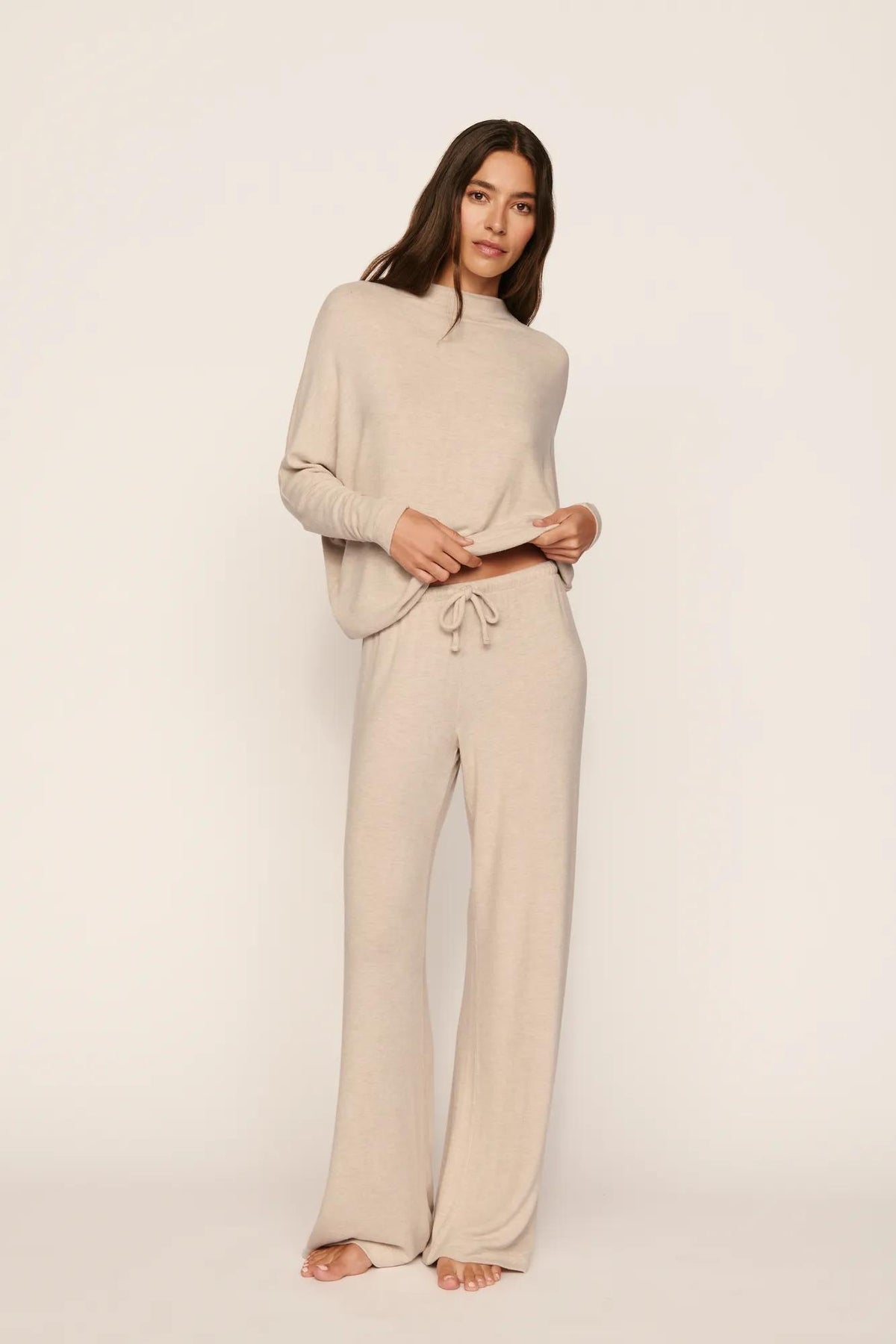 Model is wearing Cozy Time Pant in Heather French Oak