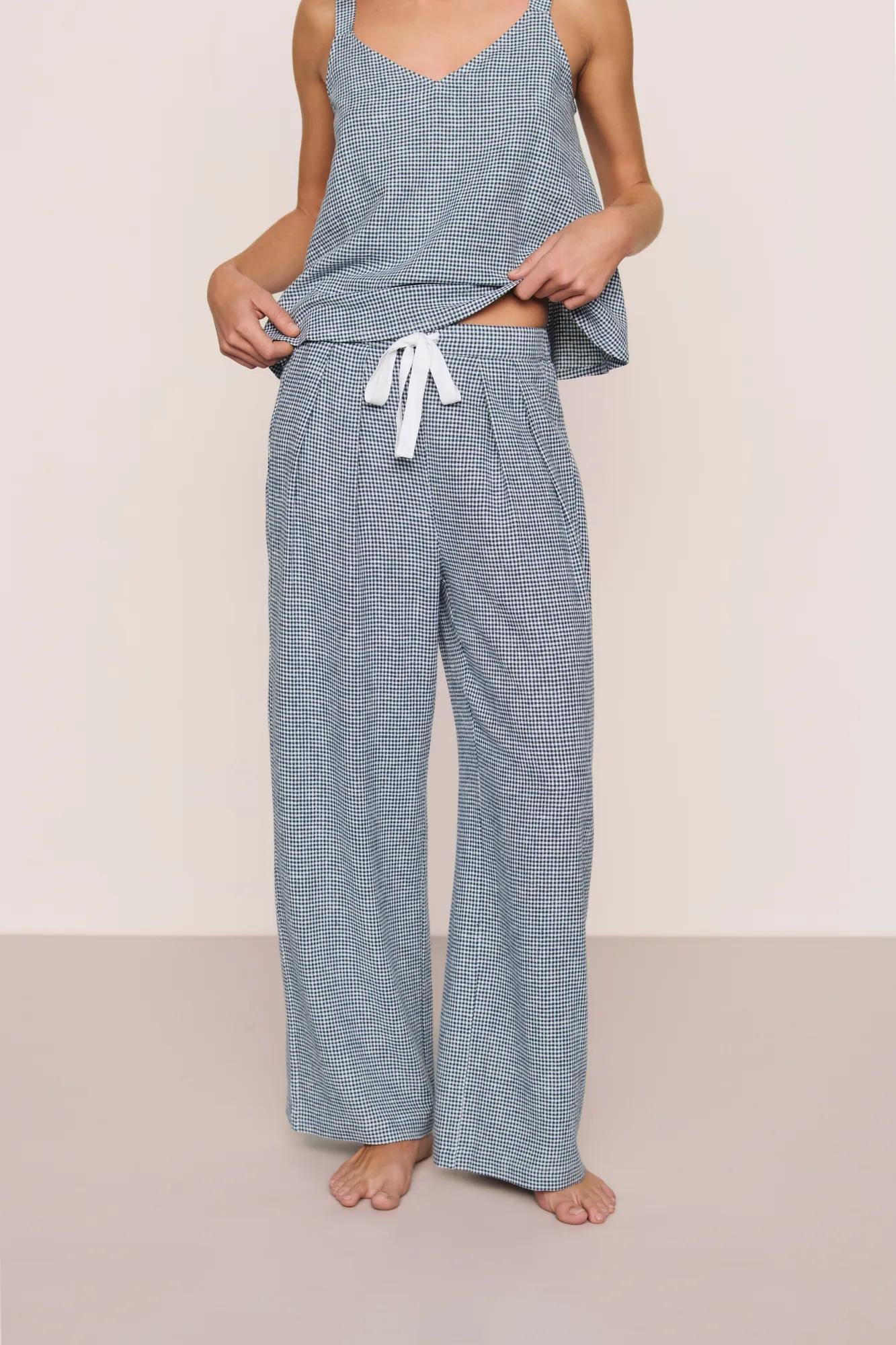 Model is wearing Linen Blend Relaxed Pant in Gingham White/Navy
