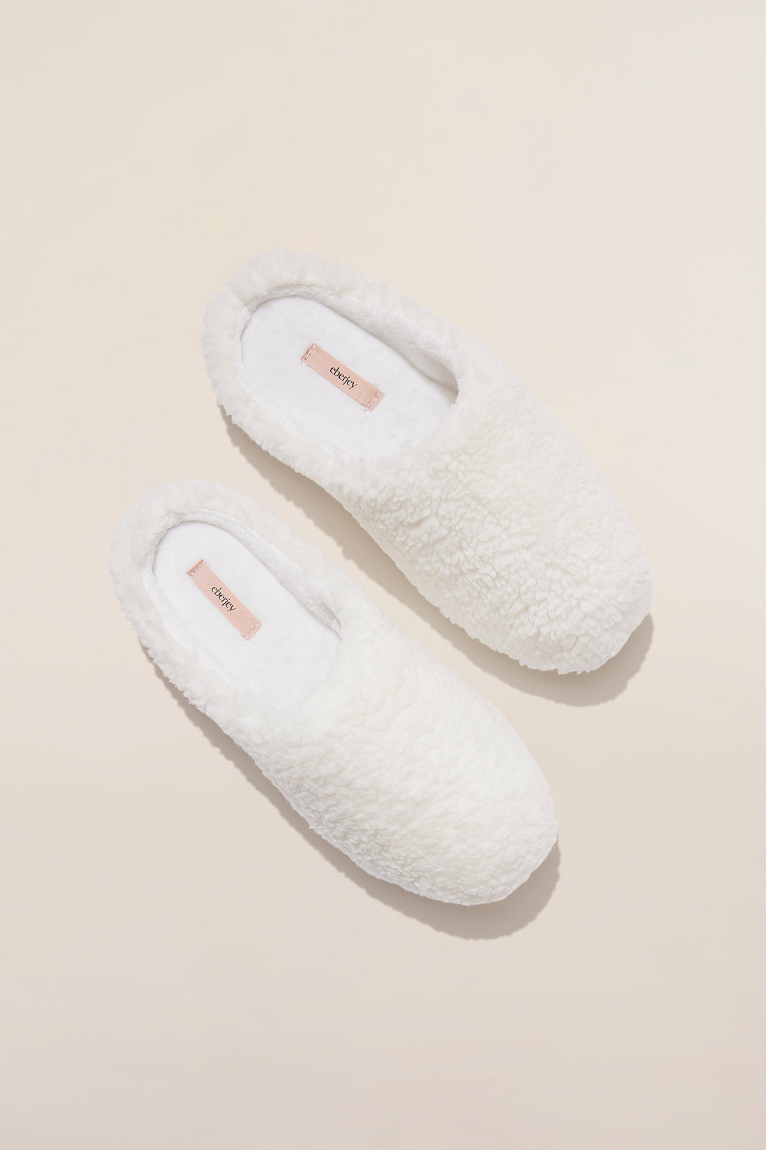 Sherpa Slipper in Ivory.